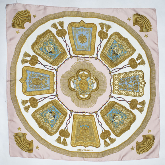 Hermès Scarf - Picture 2 of 3